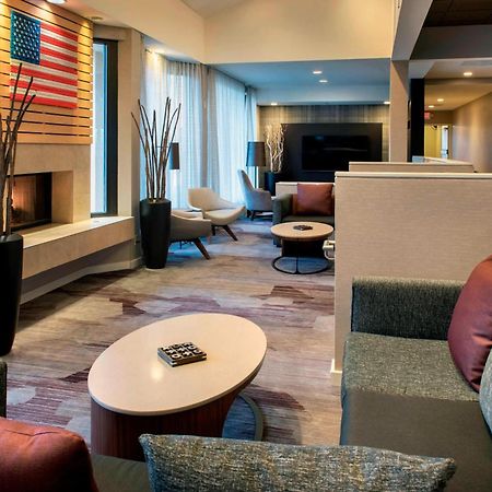 Готель Courtyard By Marriott Chicago Waukegan / Gurnee Екстер'єр фото