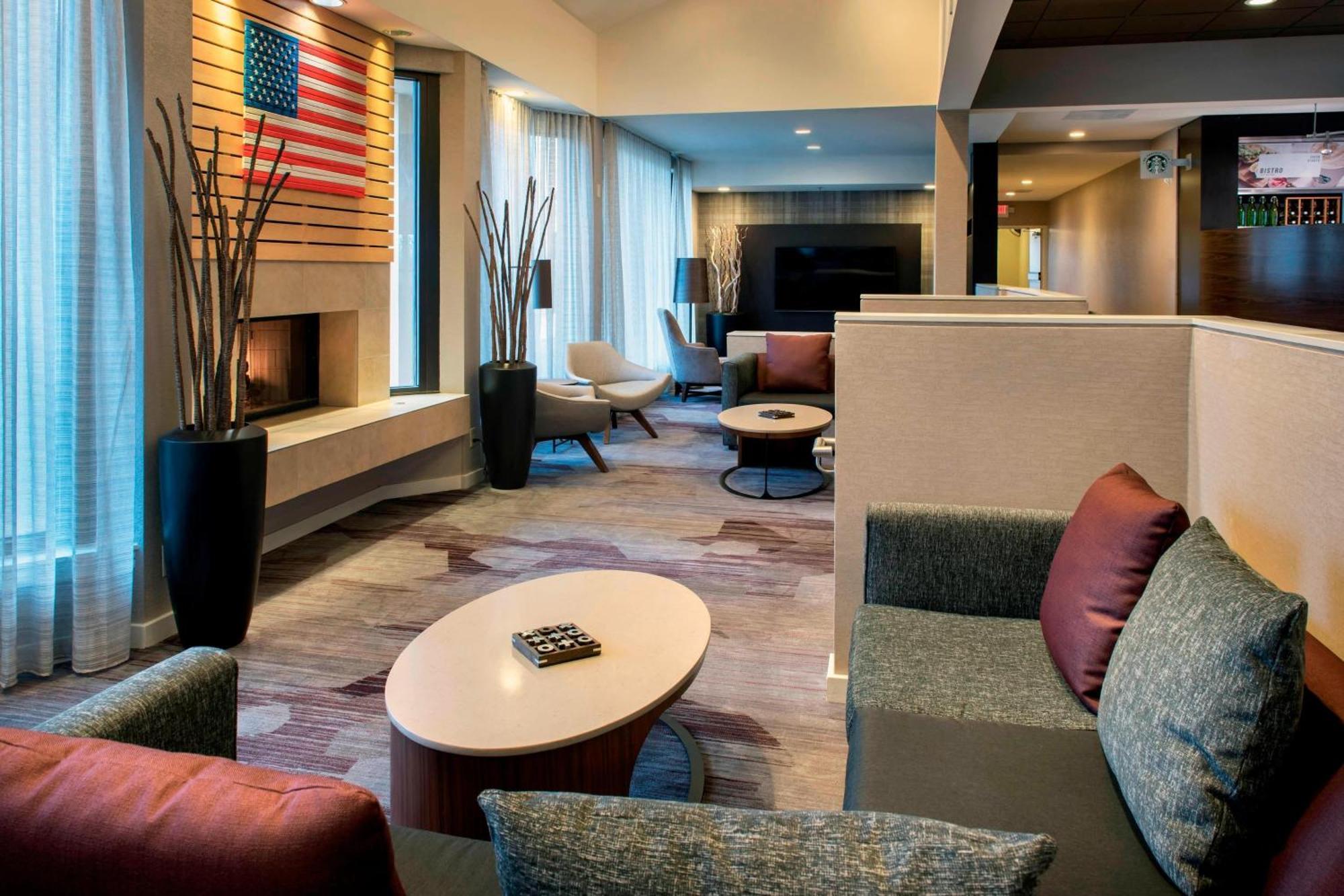 Готель Courtyard By Marriott Chicago Waukegan / Gurnee Екстер'єр фото