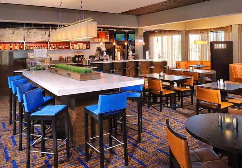 Готель Courtyard By Marriott Chicago Waukegan / Gurnee Ресторан фото