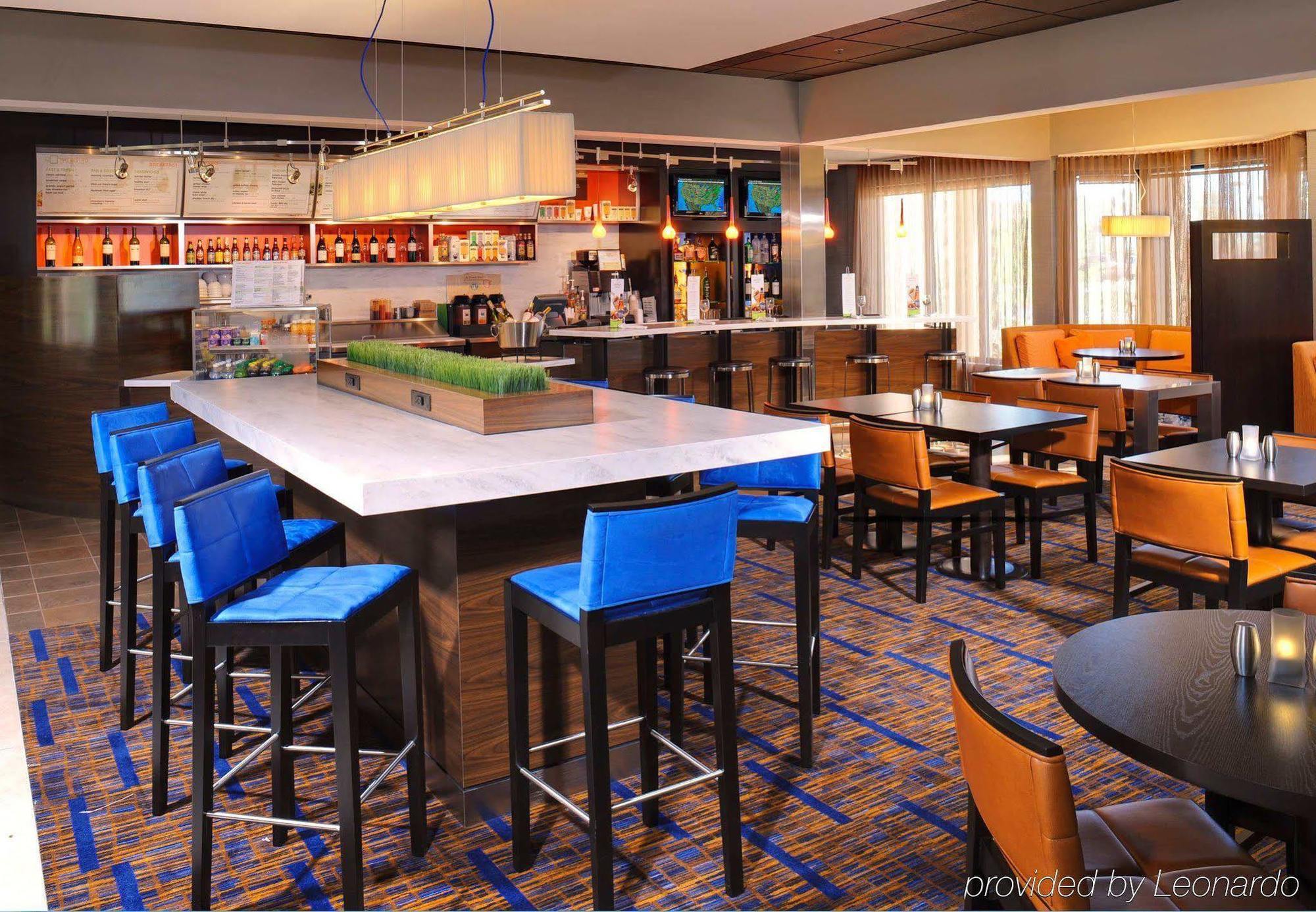 Готель Courtyard By Marriott Chicago Waukegan / Gurnee Екстер'єр фото